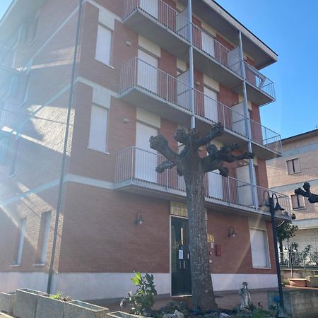 Hotel Ferrara Chianciano Terme Kültér fotó