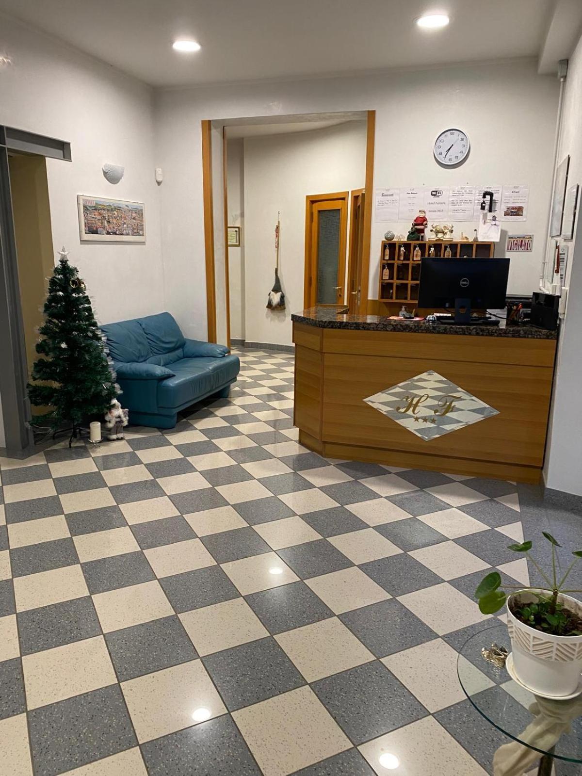 Hotel Ferrara Chianciano Terme Kültér fotó